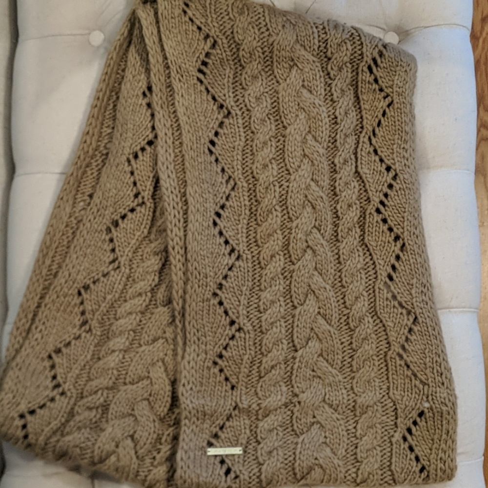 Michael Kor thick cable knit infinity circle scarf